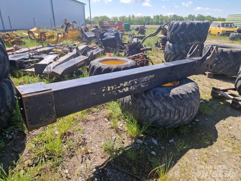 John Deere CH8 1470D Kranovi za stabla