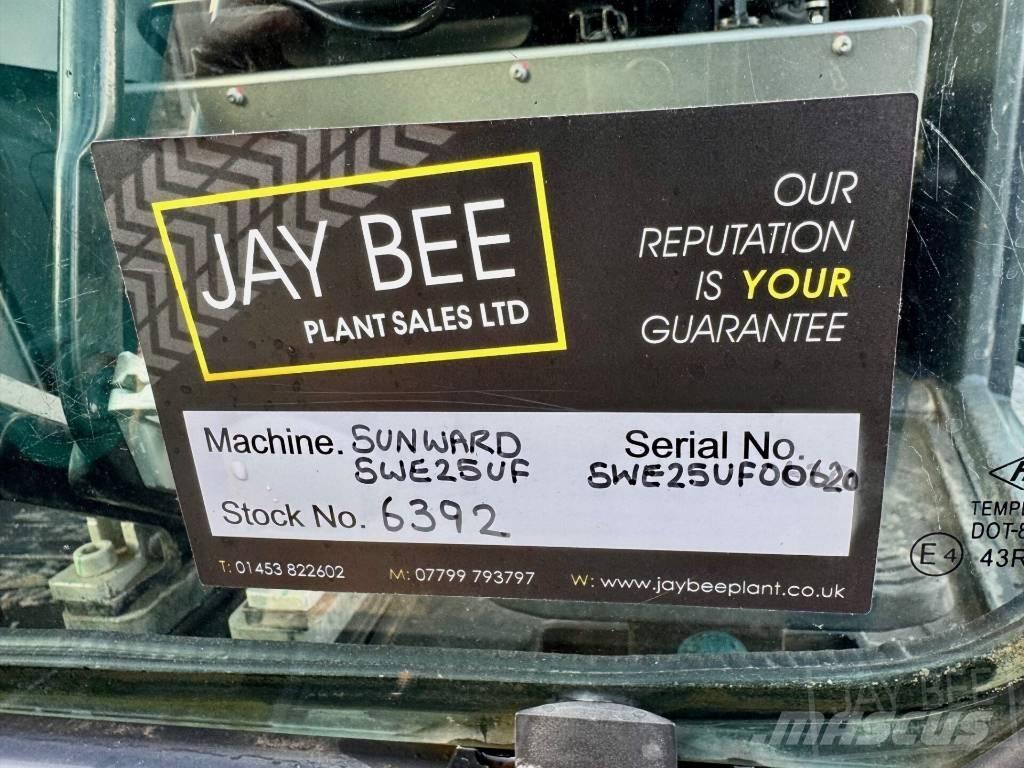 Sunward SWE 25 UF Mini bageri <7t