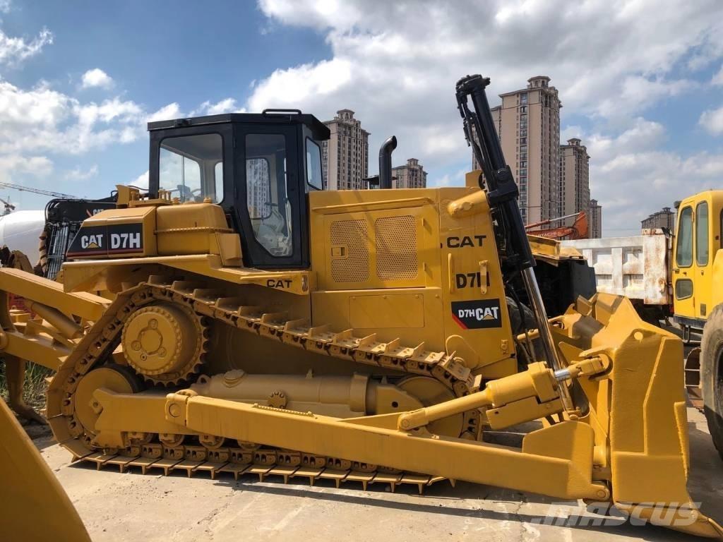 CAT D 7 H Buldožeri gusjeničari