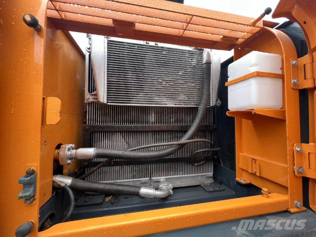 Hyundai 220 LC-9S Bageri gusjeničari