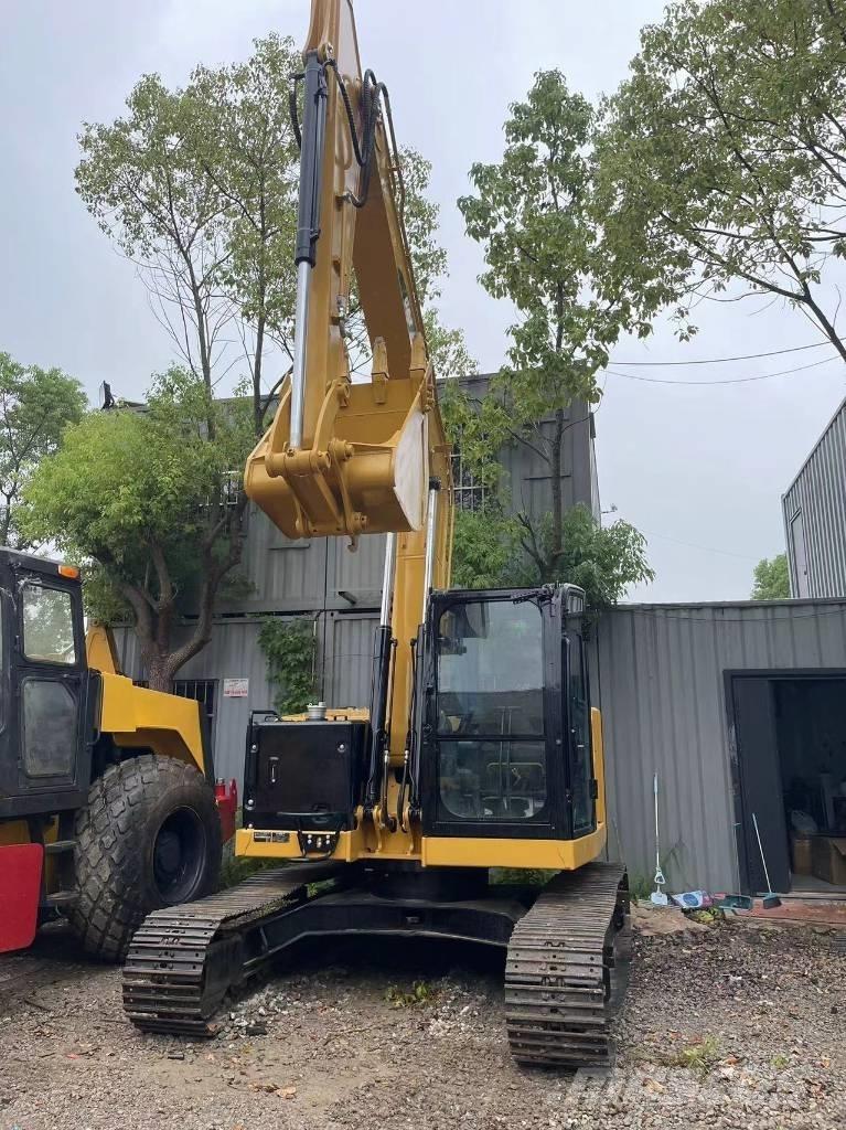 CAT 310 Bageri gusjeničari