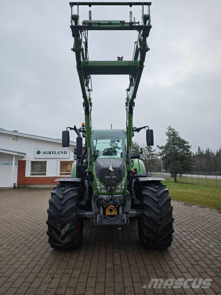 Fendt 724 Profi Plus Traktori