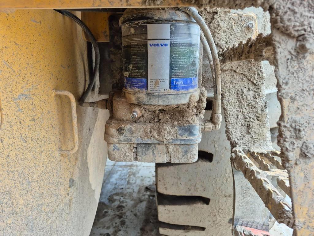 Volvo L 120 H Utovarivači na kotačima