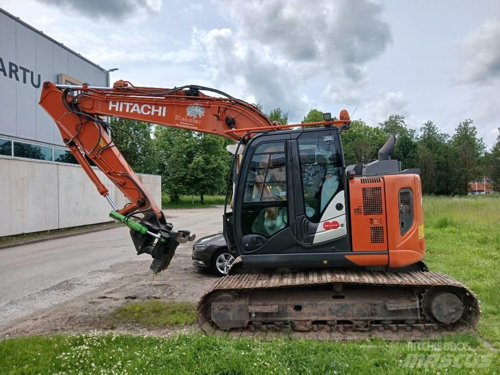 Hitachi ZX 135 US-6 Bageri gusjeničari