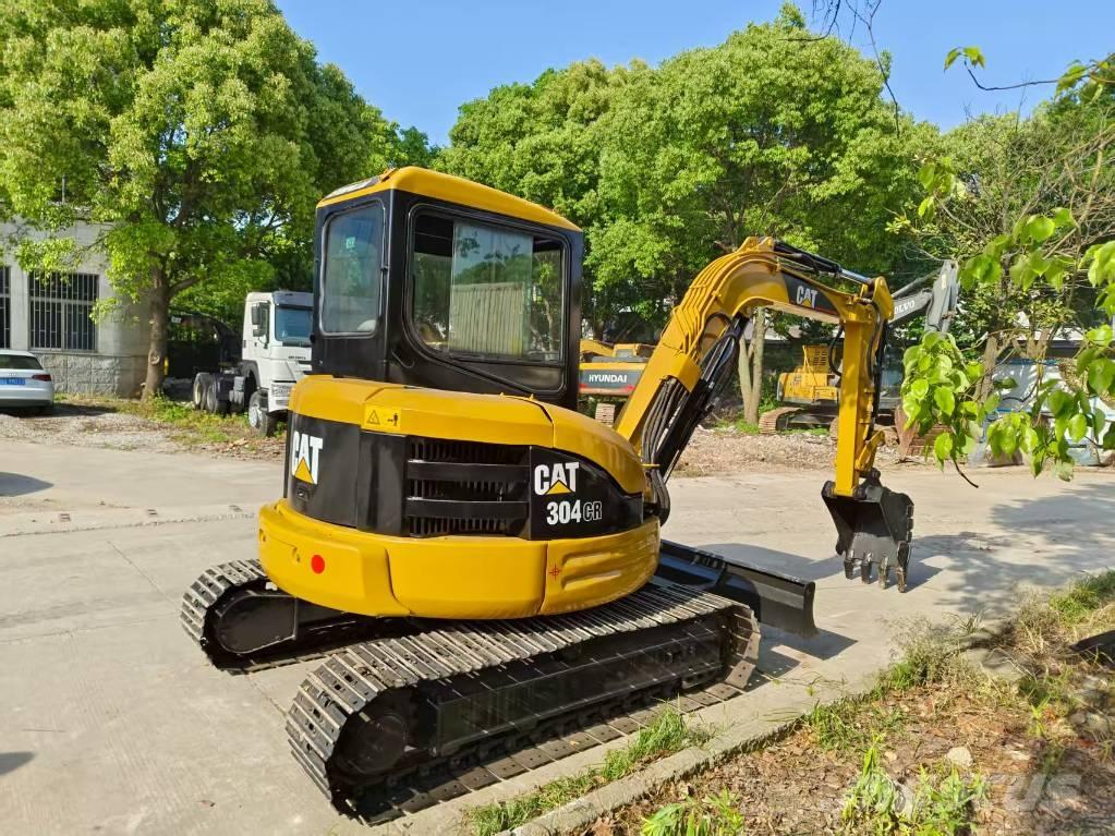 CAT 304 CR Mini bageri <7t
