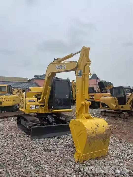 Komatsu PC70-8 Midi bageri 7t – 12t