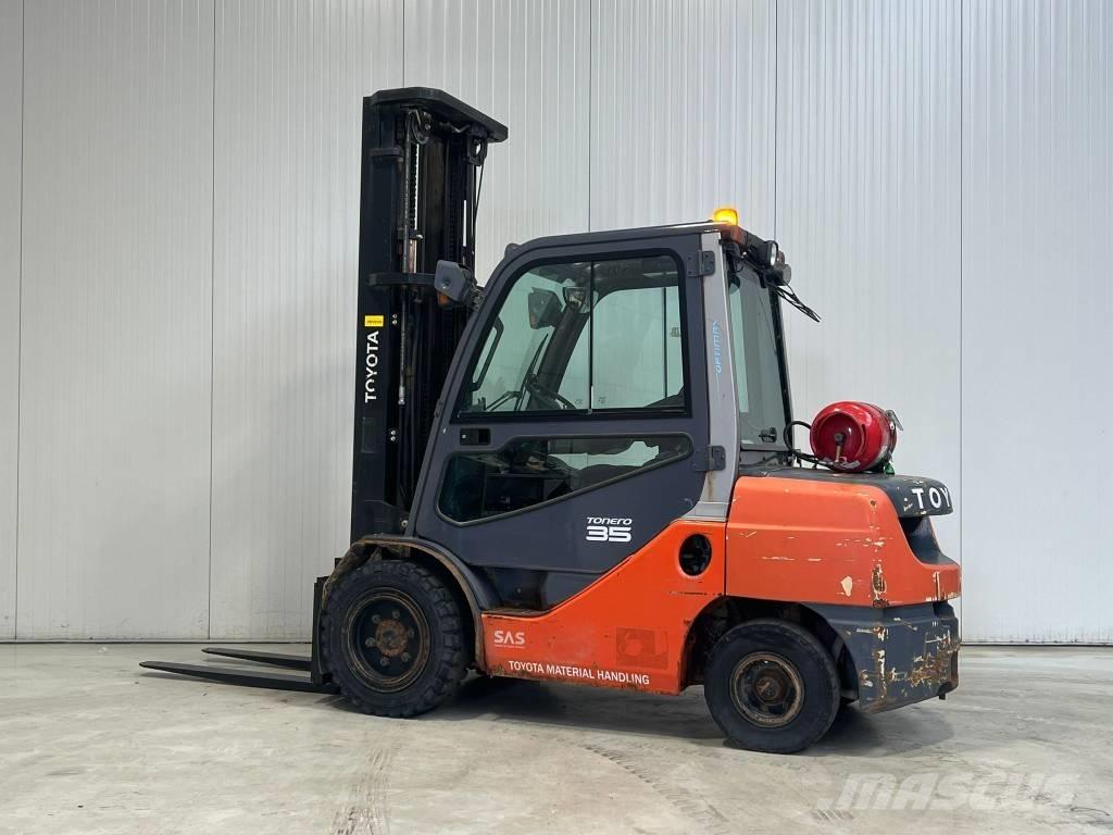 Toyota 02-8FGJF35 Plinski viličari