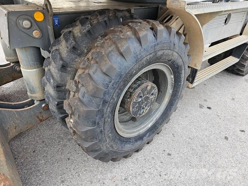 Liebherr A916 Bageri na kotačima