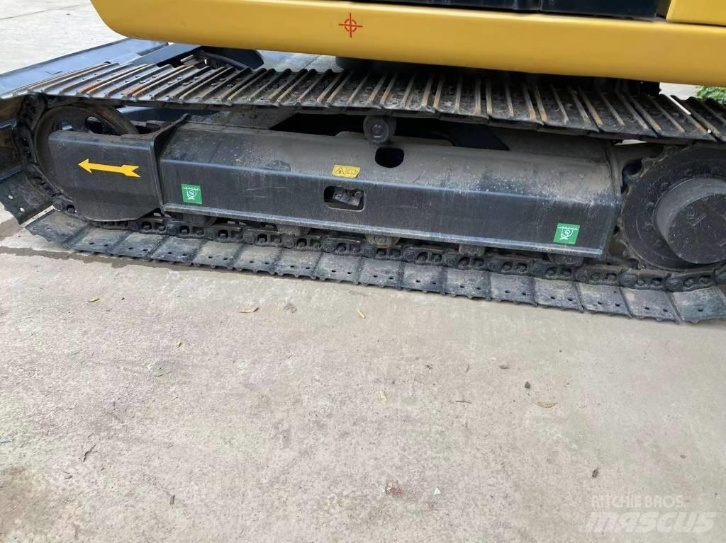 CAT 307 Bageri gusjeničari