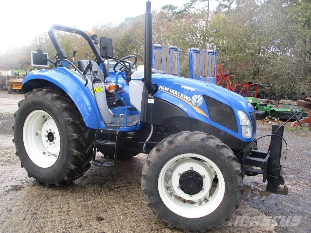 New Holland T 4.65 Traktori