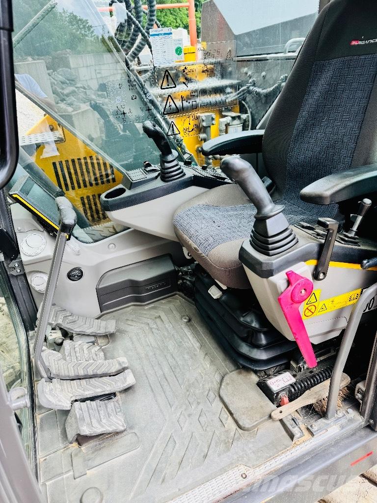 Volvo ECR 145 E Bageri gusjeničari