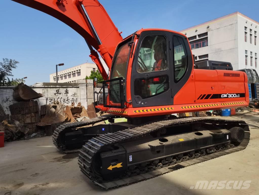 Doosan DX 300 Bageri gusjeničari