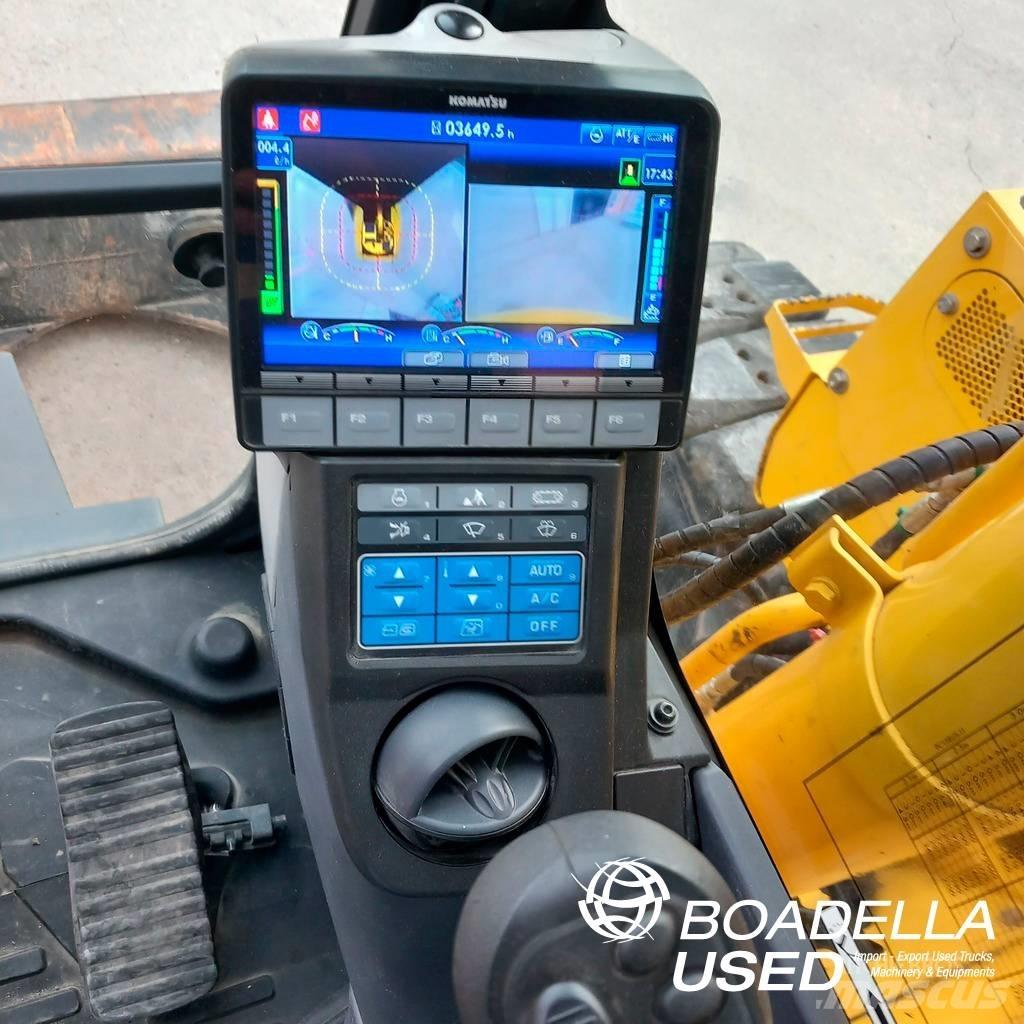 Komatsu PC 138 US Bageri gusjeničari