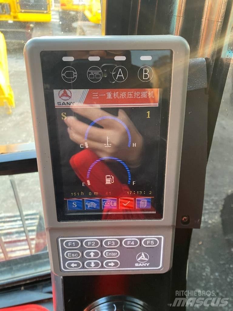 Sany 215C Bageri gusjeničari
