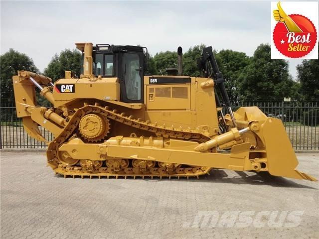CAT D 8 R Buldožeri gusjeničari