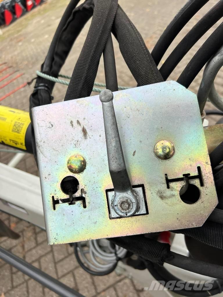 CLAAS Liner 2900 Sakupljači