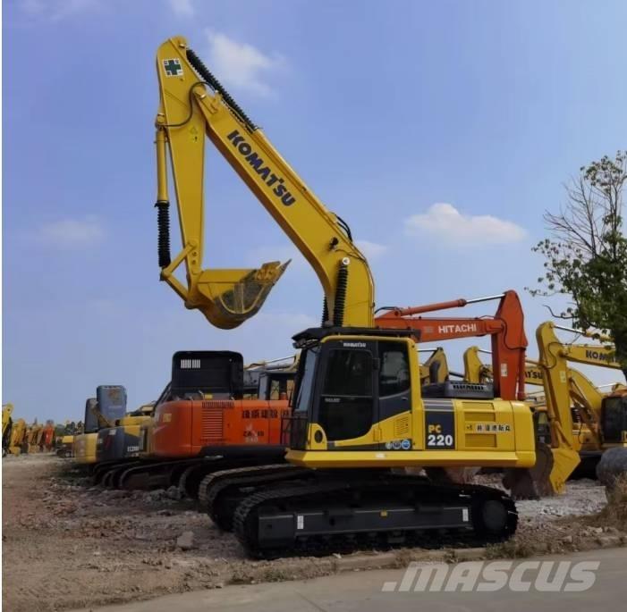 Komatsu PC220-8 Bageri gusjeničari