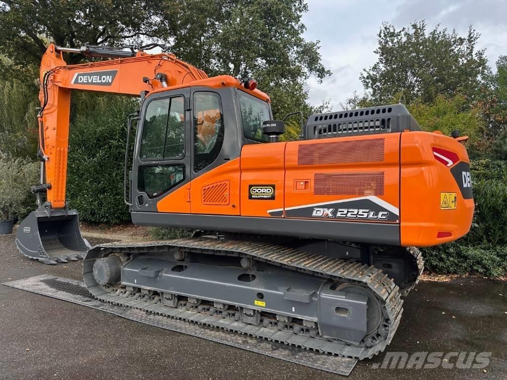 Develon DX 225 LC-7M Bageri gusjeničari