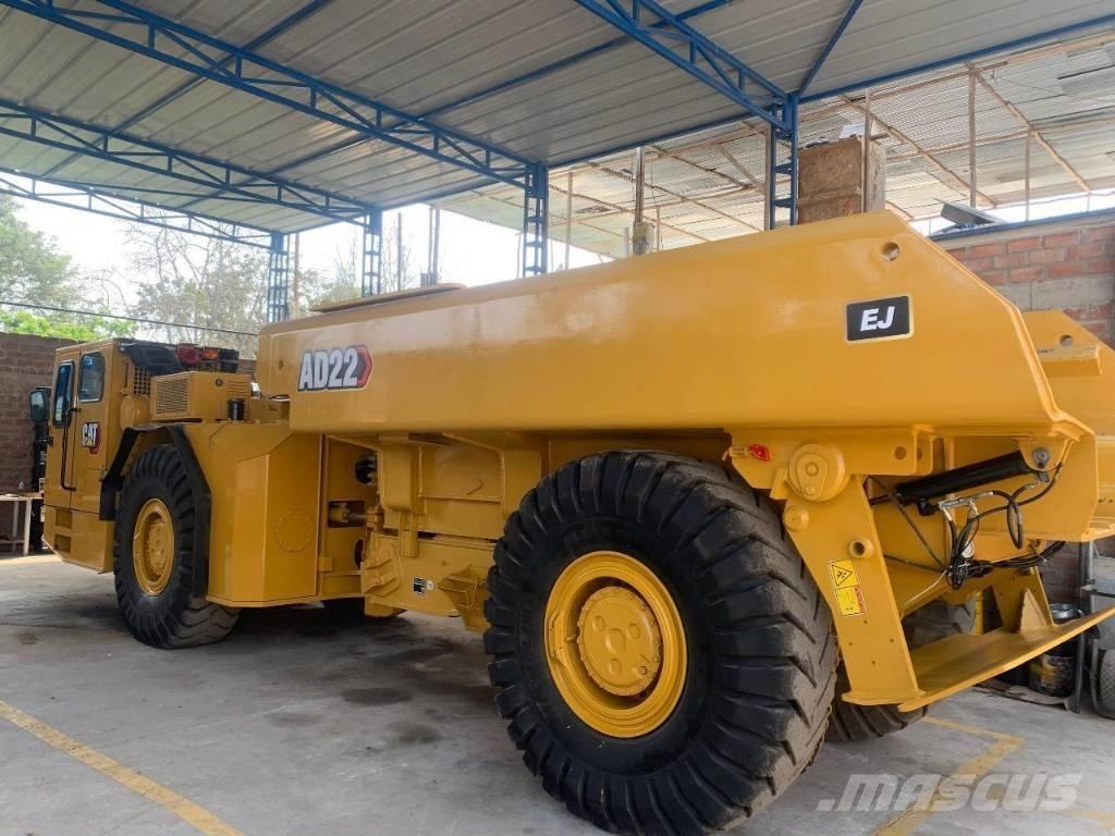 CAT AD 22 Kiper kamioni