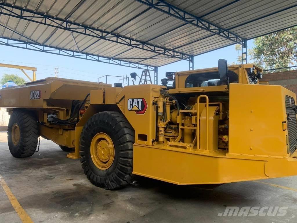 CAT AD 22 Kiper kamioni