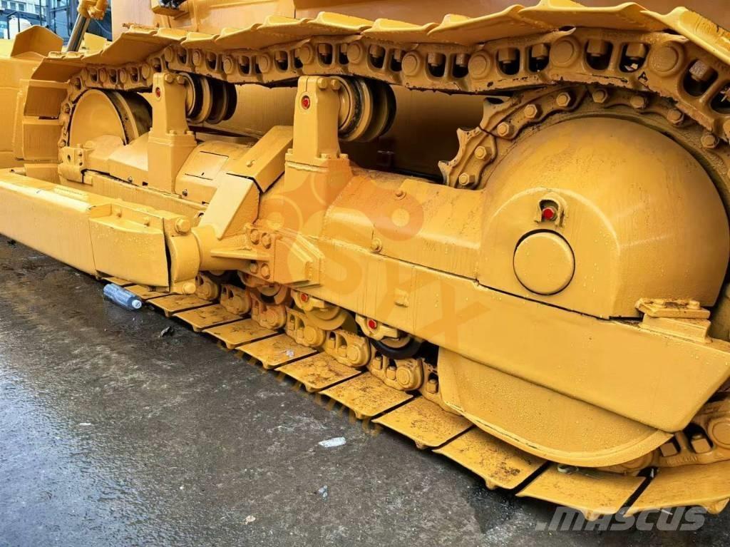 CAT D6G Buldožeri gusjeničari