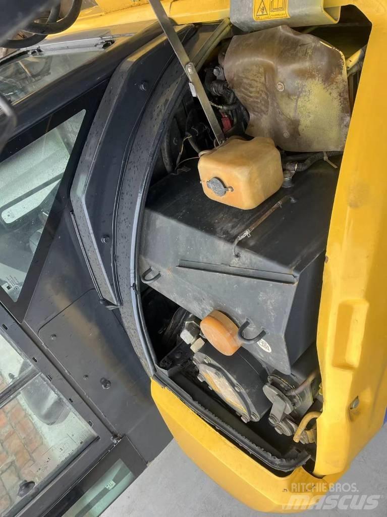 Komatsu PC 40 MR-2 Bageri gusjeničari