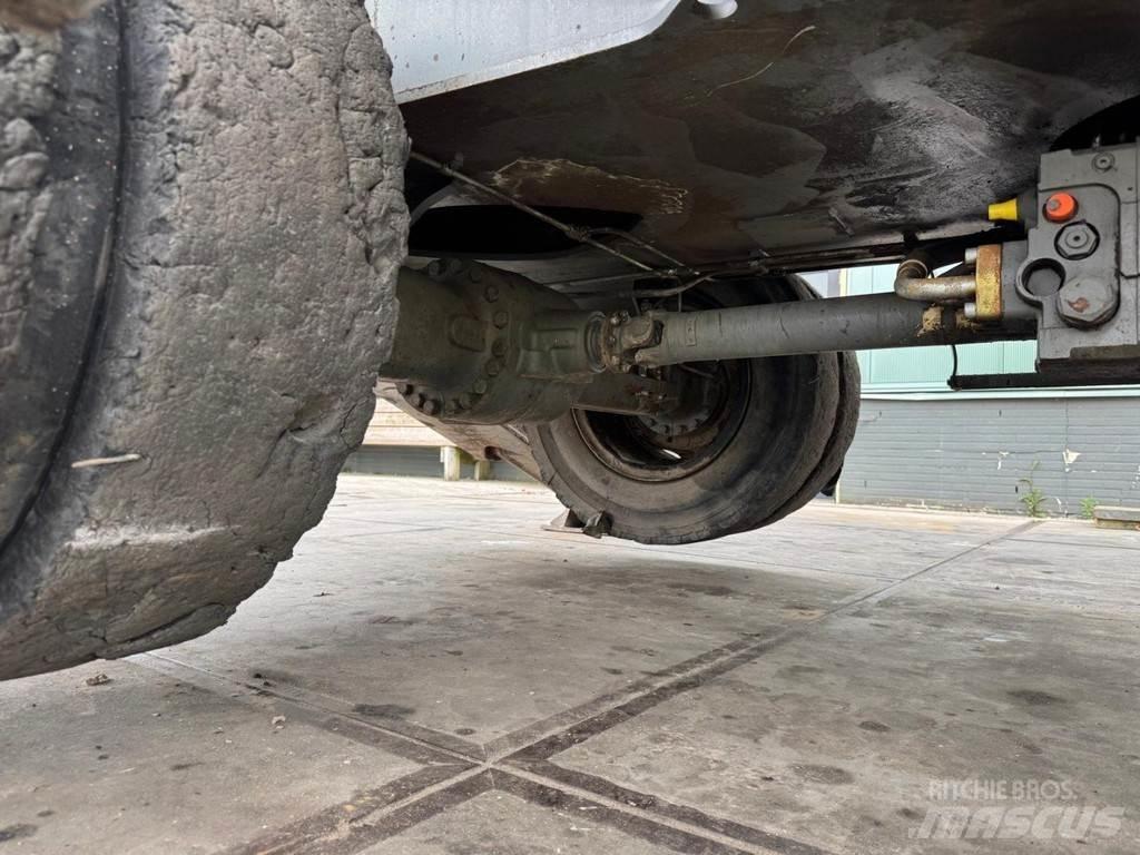 Liebherr A 924 C Bageri za manipuliranje materijalom / otpadom