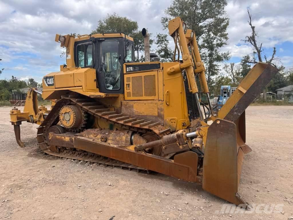 CAT D 7 R XR II Buldožeri gusjeničari