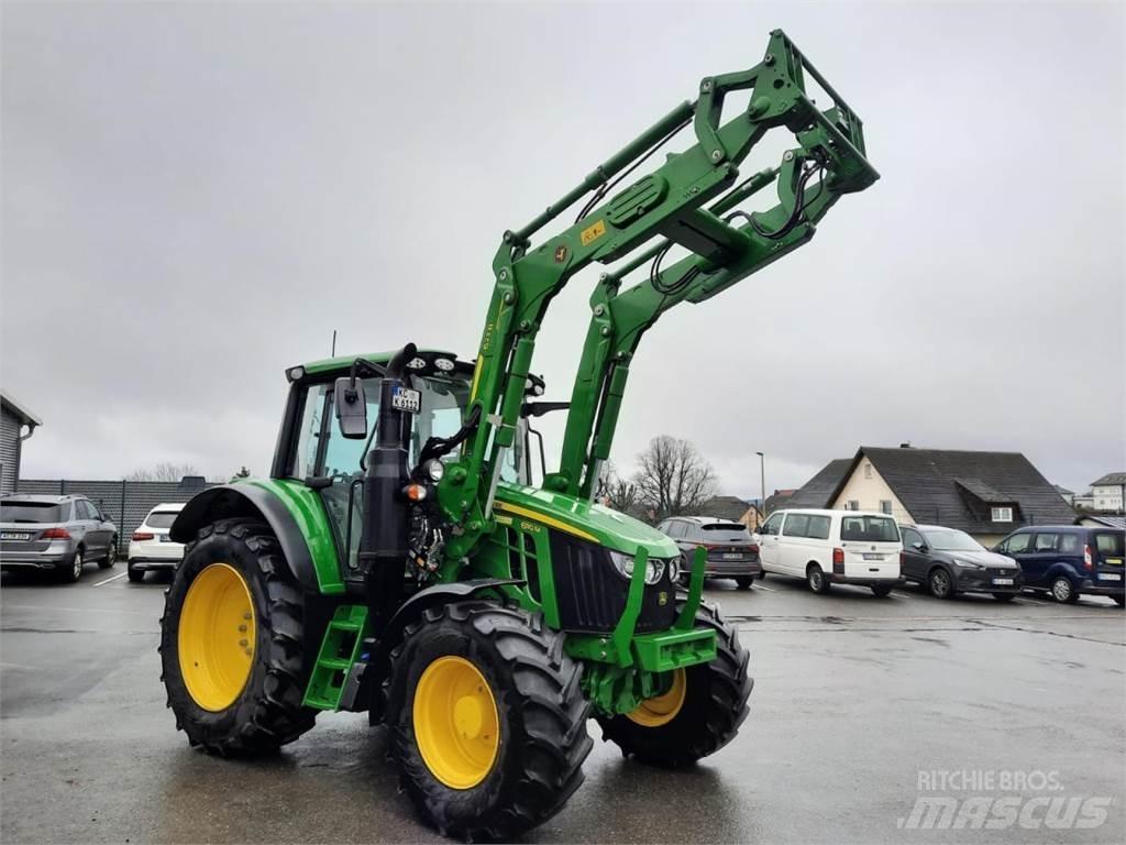 John Deere 6110M Traktori