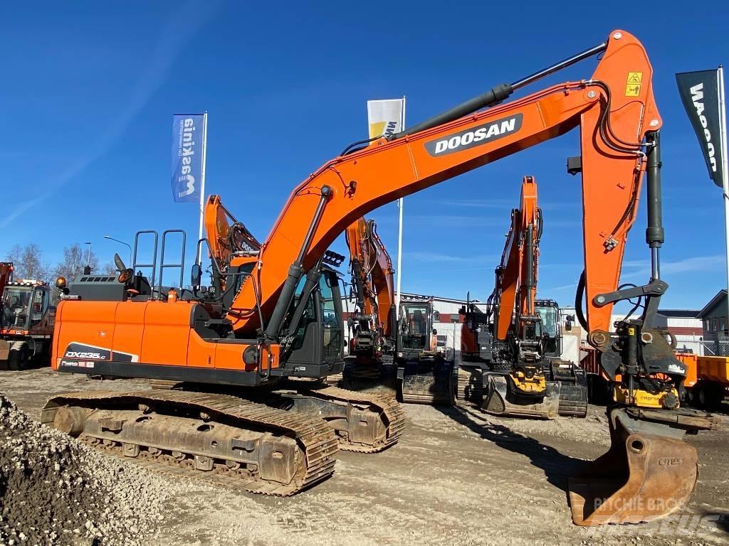 Doosan DX 235 LC-5 Bageri gusjeničari