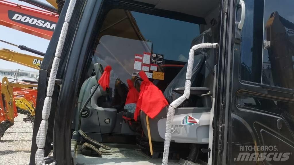 CAT 320 Bageri gusjeničari