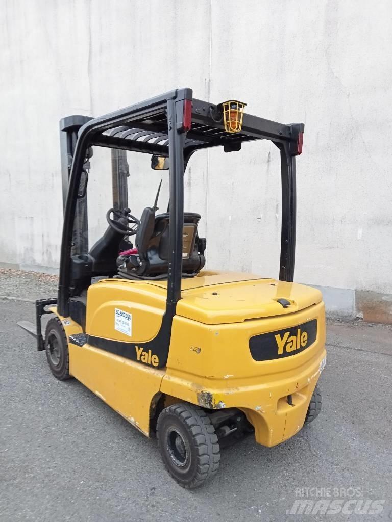 Yale ERP35 Električni viličari
