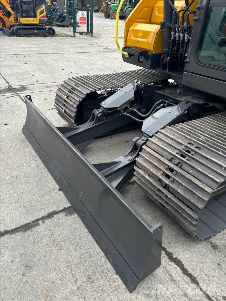 XCMG XE135E Bageri gusjeničari