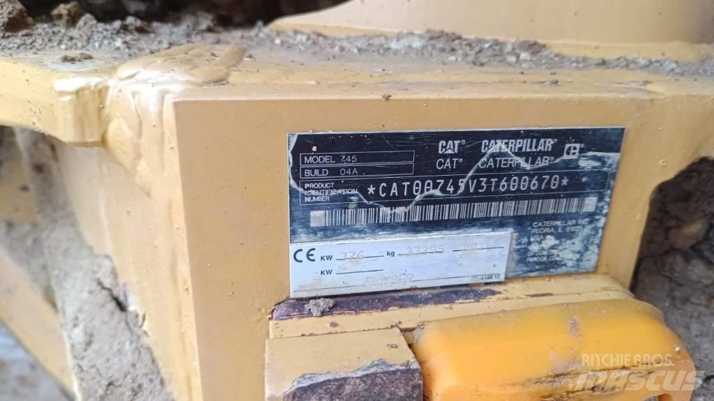 CAT 745 Zglobni demperi