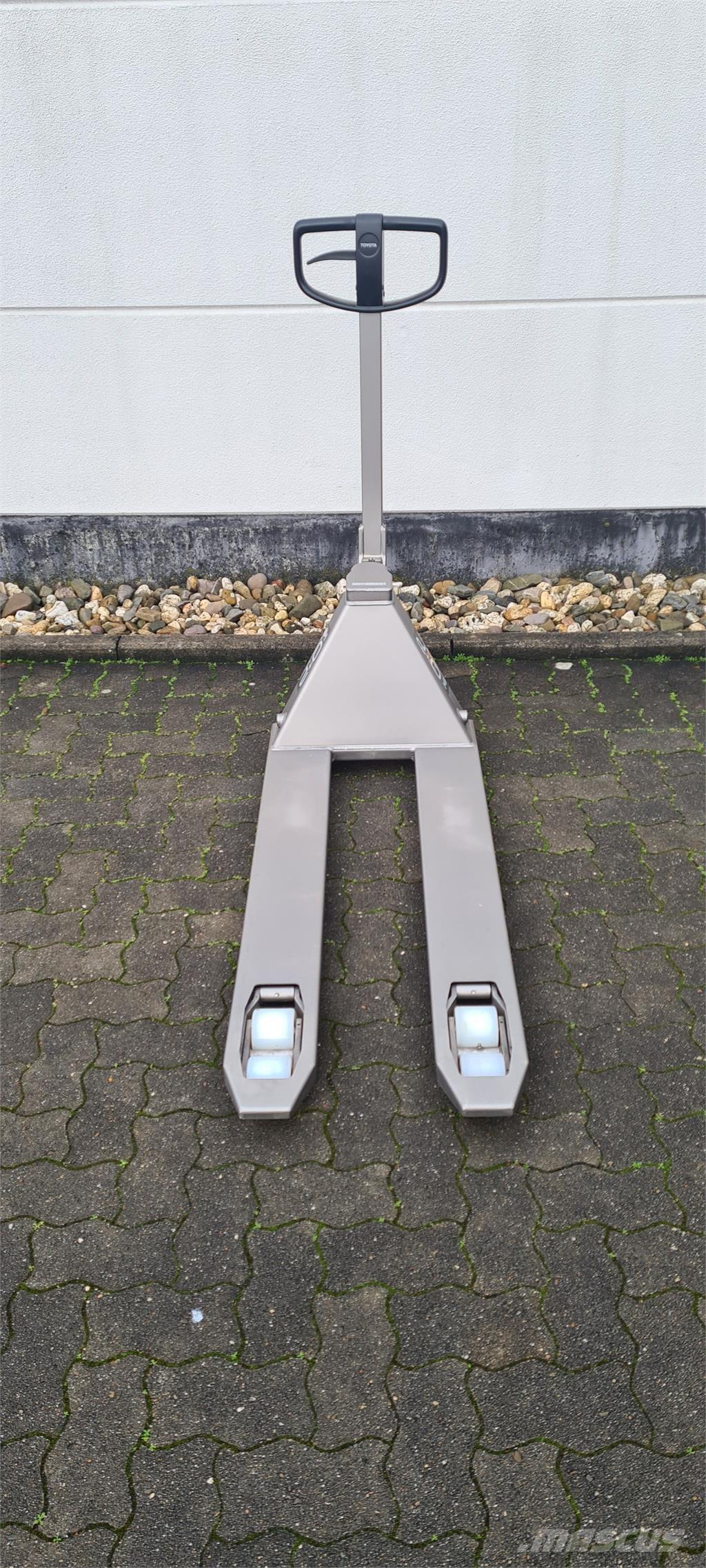 BT LHM 200ST Ručni paletni viličar