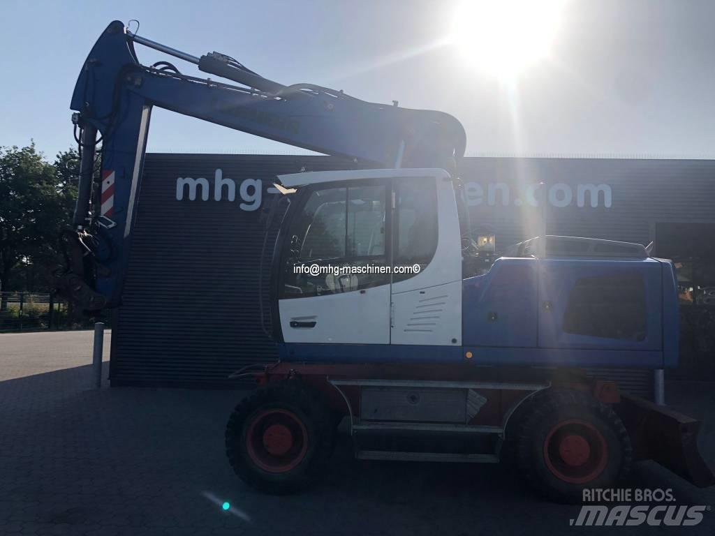 Liebherr A 920 Bageri na kotačima