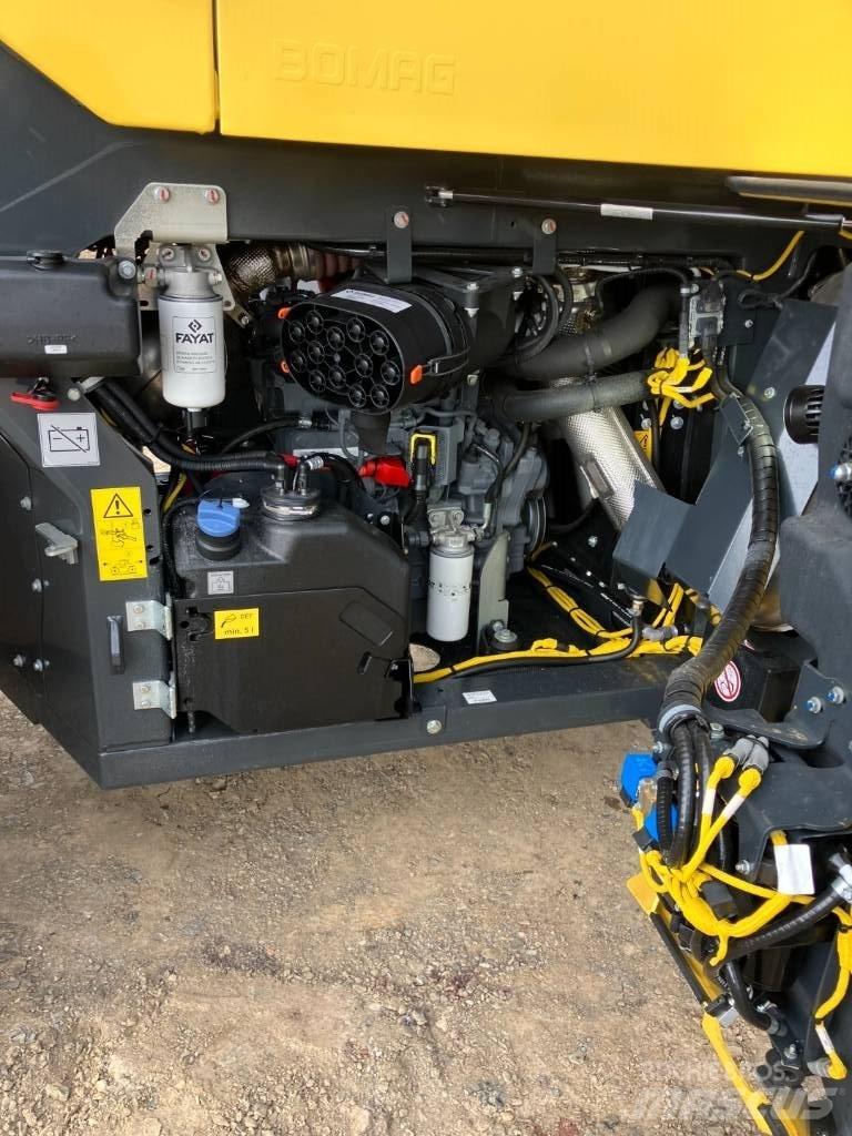 Bomag BW 174 APO-4v Valjci sa dvojnim bubnjem