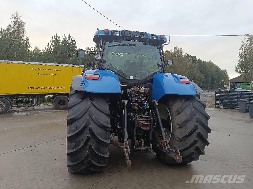 New Holland T 7050 Traktori