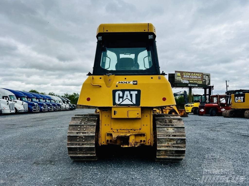 CAT D 6 K XL Buldožeri gusjeničari