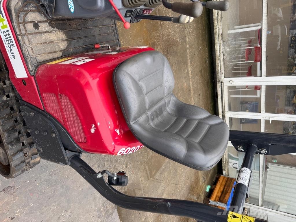 Yanmar SV08 (1F285) Mini bageri <7t