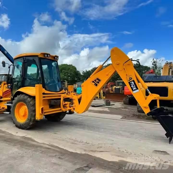 JCB 3 CX Utovarni rovokopači
