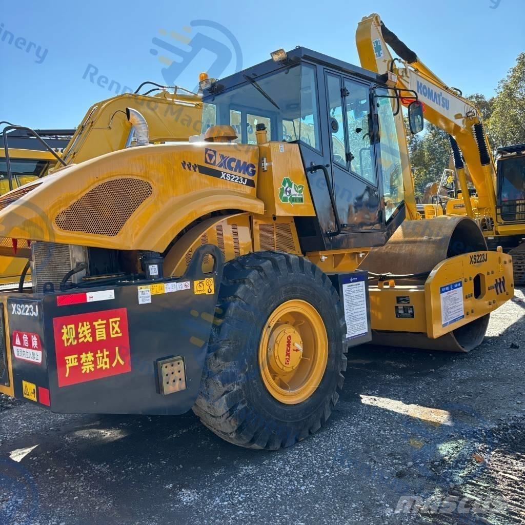 XCMG XS 223 J Valjci sa jednim bubnjem