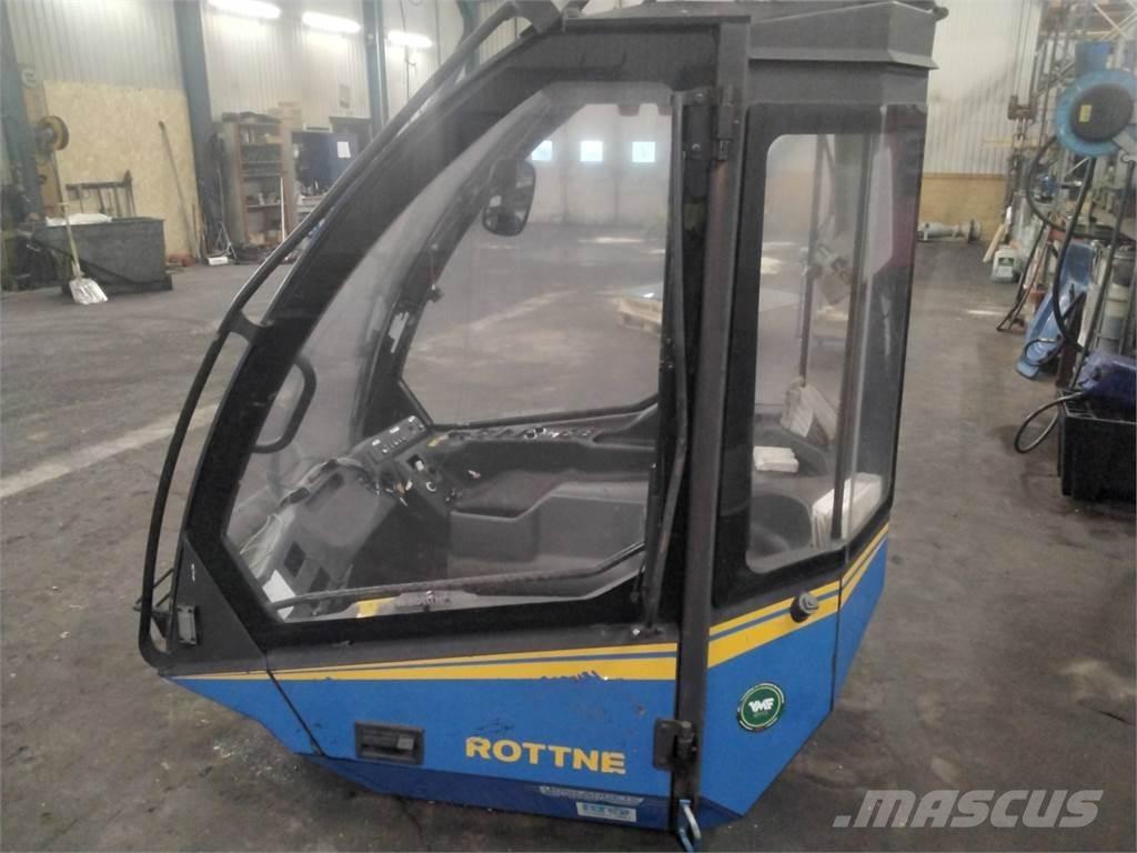 Rottne H20 Kabine i unutrašnjost