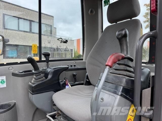Volvo EC 55 C Midi bageri 7t – 12t