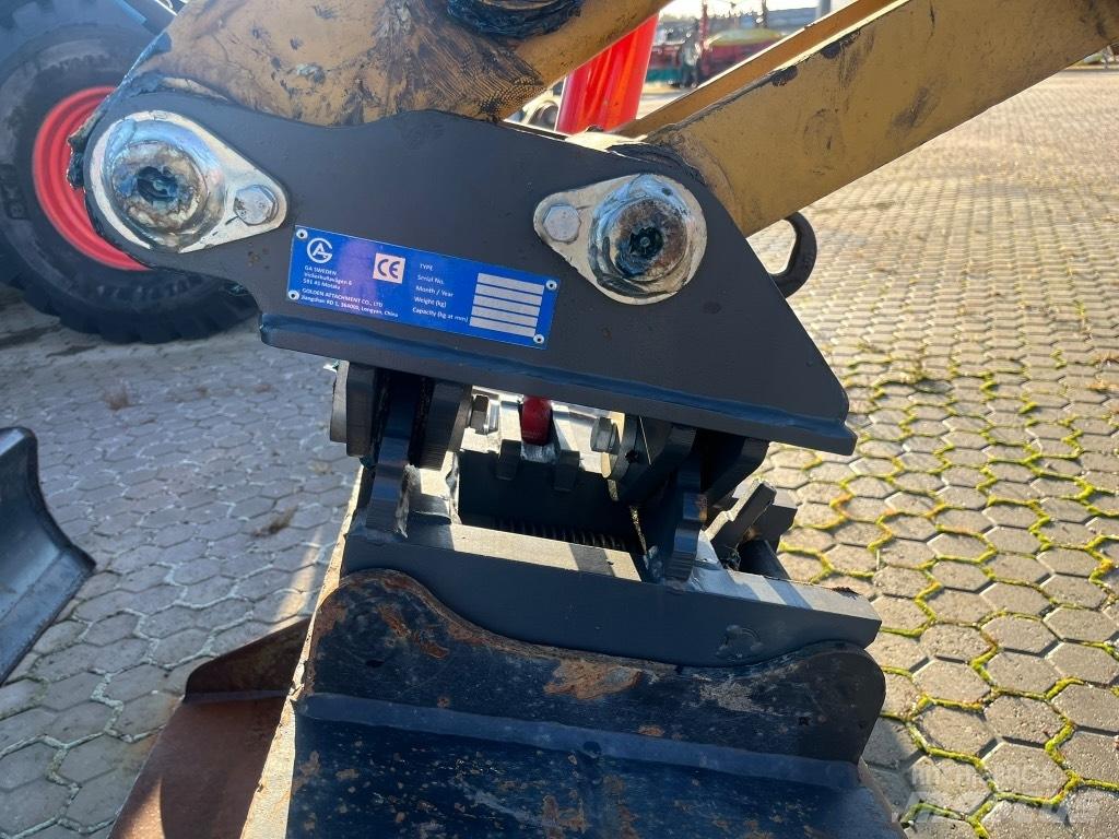 CAT 305.5 E2 Mini bageri <7t