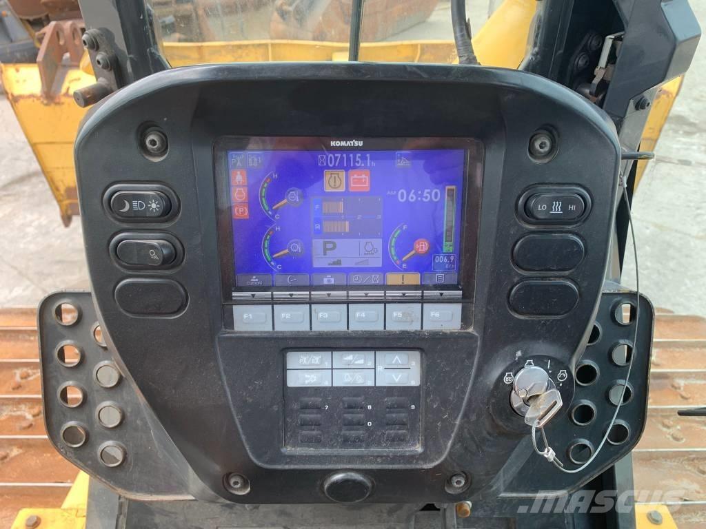 Komatsu D 61 PXI-23 Buldožeri gusjeničari