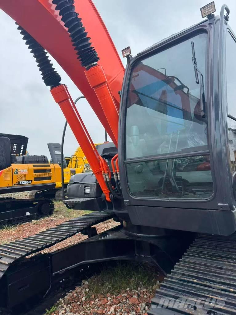 Hitachi ZX 200 Bageri gusjeničari