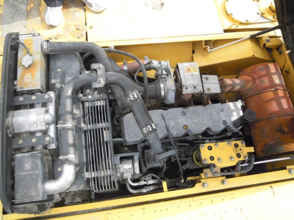 Komatsu PC 220-8 Bageri gusjeničari