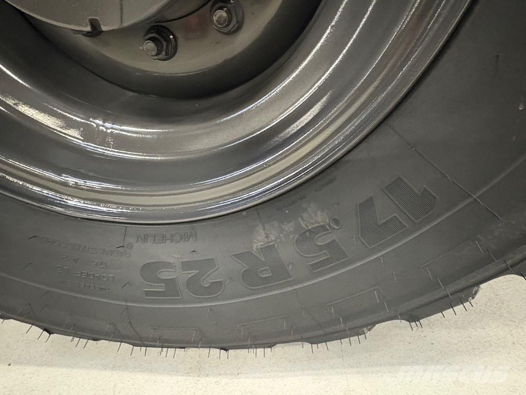 CASE 421 G Utovarivači na kotačima