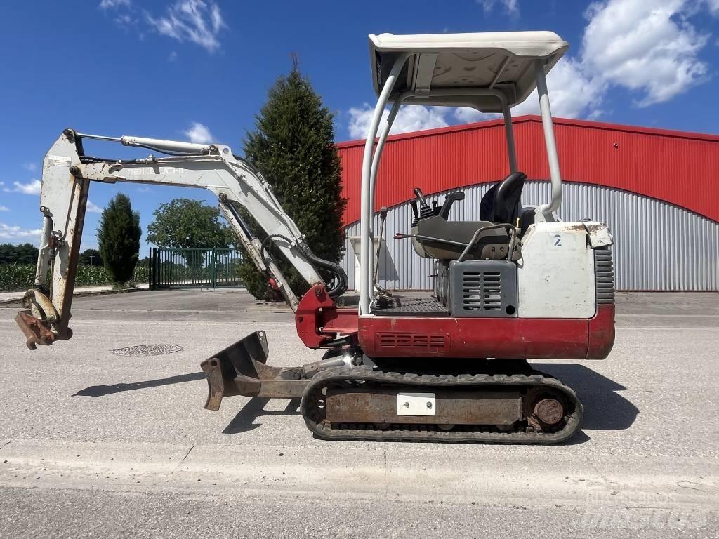 Takeuchi TB 016 Bageri gusjeničari